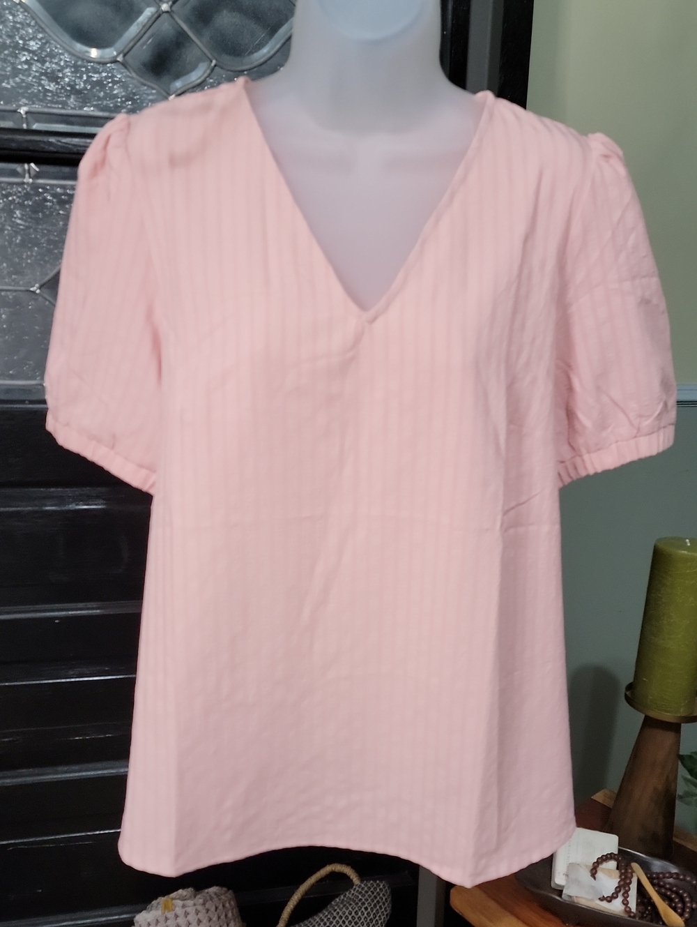 Davi & Dani Pink Textured V-Neck Puff Sleeve Blouse Small Cottagecore Boutique - Picture 1 of 6